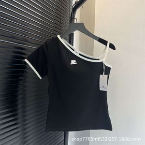 Erkek tişörtleri 24 için niş tasarım, asimetrik diyagonal omuz askısı, asılı omuz, kontrast renk, ince uyum, seksi kısa kollu tişört
