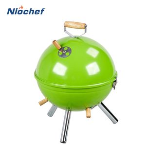 Mini Charcoal Barbecue Grill Outdoor Picknick-Fußball-Ofen BBQ Grills Tragbares Grill-Kochwerkzeuge Zubehör mit Deckel