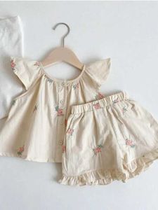 Set di abbigliamento orso ragazze ricamato a ghirili per maniche volanti a piombo per bambini abiti per bambini H240530 BCX5