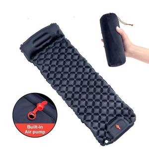 Pacoone Outdoor Camping Sleeping Pad Uppblåsbar madrass med kuddar Ultralight Air Mat Inbyggd inflatorpump Travering 240418