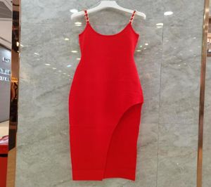 滑走路ドレス2022年秋と冬の新しい夏の赤いサスペンダーニットドレス3930057