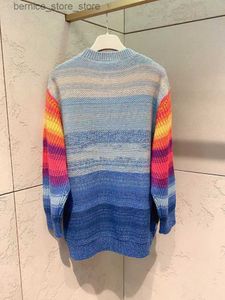 Męskie swetry Sweter męski w tym sam styl gwiazd w 2021 Autumn Nowy kolor blokujący tęczowy wzór pullover sweter luźne długie rękawie okrągła szyja Q240530