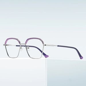 Trending Blue Light Blocking Womens Square Glasses Anti Strålningsskyddsglasögon Kvinna Optiska glasögon 240530