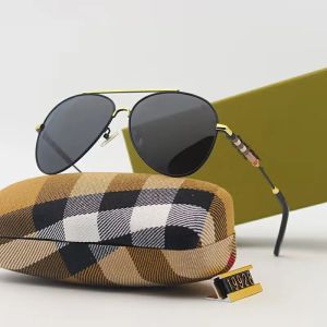 남성 여성 선글라스 패션 패션 클래식 선글라스 양극화 된 조종사 대형 태양 안경 UV400 안경 PC 프레임 폴라로이드 L을위한 바이저 디자이너