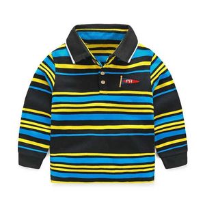 Polos Polos Baby Boy Polo Shirt Polo Polie T-shirt Striped Printed Shirt 2024 Spring/Summer Casualne ubrania dla dzieci w wieku od 2 do 8 WX5.29