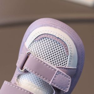 0-7 lat Sneakers dla dzieci Sandały Sport Sandałów Byszczyciele oddychający siatka Tenis Dziewczęta Antyplip Buty dziecięce Sandalias Niemowlę