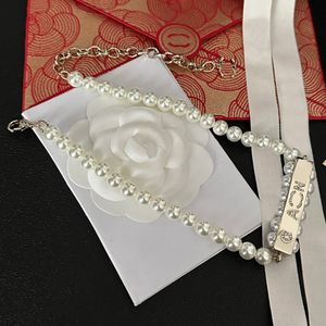 Marka Diamond List Projektant Wisiant Naszyjnik biżuteria Pearl Choker Choker Miedź kryształowe naszyjniki kobiety