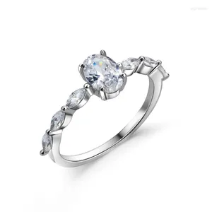 クラスターリングLokkei Jewelry 925 Sterling Silver Ellipse High Carbon Diamonds Gemstone Engagement Ring Fine Wholesale