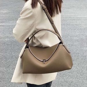 Neue Nischen-Totemee-Leder-T-Form-Tasche, Handtasche, modische und vielseitige Frauenbeutel, Crossbody-Tasche, Frauen mit großer Kapazitätsbeutel FF5