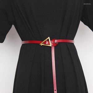 Bälten kvinnors läderbälte avslappnad metall gyllene triangel spänne svart brun äkta midjeklänning 2022 designer mode 281l