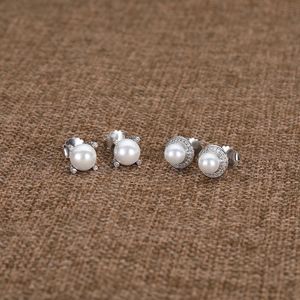 Jade Angel Pearl Stud Earrings Fashion Collection Vintage 7mm Imitation Pearl Wedding Jewelry Womens örhängen 240530