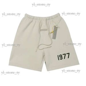 Мужские EssentialsClothing Shorts Дизайнерские короткие спортивные штаны женщины EssentialSshorts Jogger Set Suit Mens Short Bunders 1247