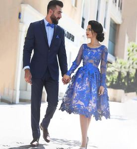 Elegante Royal Blue Cocktail -Kleider 2017 kurze Spitzenapplikationen Langarm Knie Länge Frauen Fashion Party Kleider für Abschluss6328391