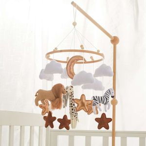 Mobila träskallar mjuk filt tecknad djur sängklocka nyfödd musiklåda hängande leksak spjälsäng fäste baby gåvor l2405
