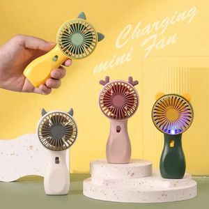 Fans Portable Mini Fan Night Light Pocket Handheld Fan USB Charging Fan 2 Hastigheter ADUJUSTABLE Summer Cooling Fan For Home Outdoor