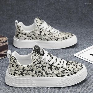 Casual Shoes Male Breathable Canvas Thick Sole Board Korean Edition Trendy Versatile Fashion Elevated Sneakers