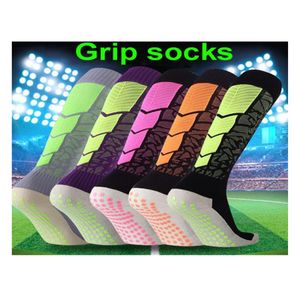 Billiga vanliga fotbollsstrumpor White Black Red Green Yellow Soccer Grip Socks Whole6908957