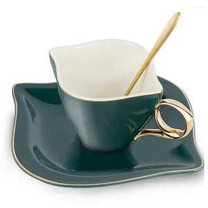 Koppar tefat keramiska kaffekoppar kreativ personlighet blad porslin te skedar kahve fincan takimlari royal ben porslin hh50bd
