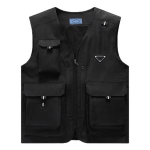 Vests Men Vest designer Outerwear Coats Summer Outdoor Leisure Multi Pocket Versatile Thin Sweetheart VNeck Vests Fashion Coat