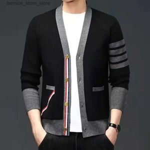 Men's Sweaters Mens knit cardigan autumn and winter new casual loose sweater coat mens handsome sweater clothes Q240530