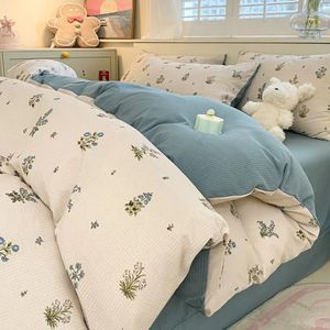 Capa estética de edredom floral duplo conjunto de roupas de cama queen size de caspô de capa de edredom chique e chique com travesseiros de lençóis de flores frescos 240524