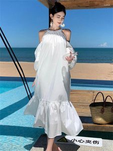 Party Dresses French White Halter Dress Women's Casual Bubble Sleeves Holiday Summer Sexy Cold Shoulder High End Long Mermaid