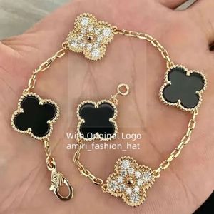 vanclef bracelet Charm Bracelets Luxury Clover Designer Bracelet Pearl 4 Leaf 18k Gold Laser Brand Bangle Necklace Earrings Wedding Jewelry a20