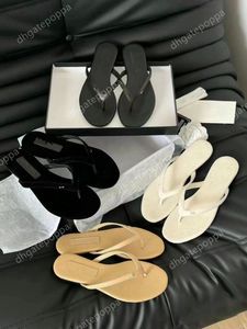 Luksusowe designerskie klapki dla kobiet sandały zamszowe kapcie letnie moda szeroka płaskie kapcie