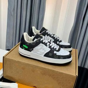 Toppkvalitet italienska lyxiga kvinnor Casual Sports Shoes Calfskin Virgil Low-Top Men and Women Abloh Fashion Casual Shoes Size35-45 5.8 17