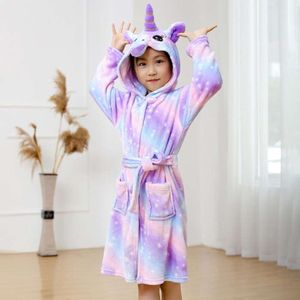 Unicorn Capuz Crianças Rodas de banho Baby Rainbow Bath Robe Animal For Boys Girls Winter Pijamas Nightgown Kids Lear