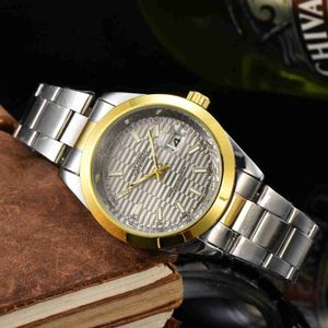 2022 Hot Selling Steel Band Quartz Watch