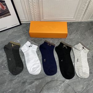 designer sock for men Stockings grip socks motion Cotton All-match Solid Color Classic Hook Ankle Breathable black White Basketball football sports sock with box P14