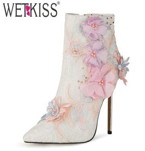 Wetkiss Wedding Shoes Woman Flower Ongle Boots Stiletto مدببة بإصبع القدمين الجوارب الحزبية حذاء رفيع العالي الكعب اللؤلؤة الكبيرة 210638046922