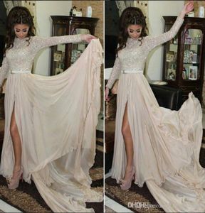 Sexiga formella festklänningar glittrande High Split 2020 Nya arabiska kvällsklänningar Besättning Långärmar Sökade Aline Chiffon Prom -klänningar 6393975