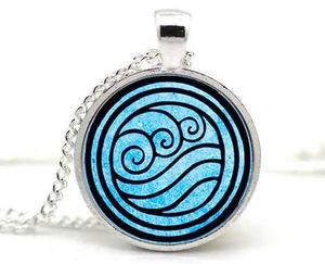 Naszyjniki wiszące 2017 Nowy awatar Ostatni naszyjnik Airbender Królestwo Biżuteria Air Nomad Fire and Water Tribe Pendant Glass Dome Naszyjniki HZ1 S2453102