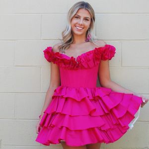 Tafta Homecoming Dress Ruffle Off-Shoulder Pageant Interview Semi Formell Evening Cocktail Party Runway Gala Black-Tie Gown 8th Class Dance Bat Mitzvah Sweet 15 16