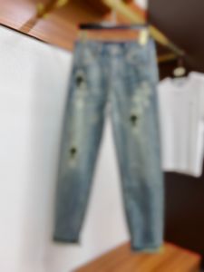 Designer Jeans 2024 Ny vår sommarmode panelerade samma stil byxor lyxiga kvinnors byxor CH0531