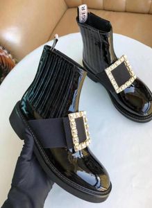 Designerskie buty kobiety pomarszczone skórzane diamenty klasyczne klasyczne czarne but imprezę mody Martin Boots4119534