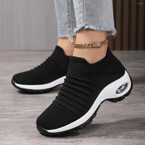 Casual Shoes Woman Black Sneakers Running Girls Outdoor Bortable Stick Sock Sneaker Lätt luftkudde Walking Lady 2089 Z