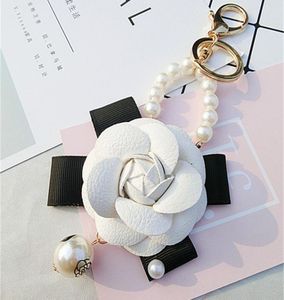 Leather Camellia Flower Keychain Keyring For Women Leather Flower Bag Charm Glass Pearl Key Chain Gold Car Keyrings8914260