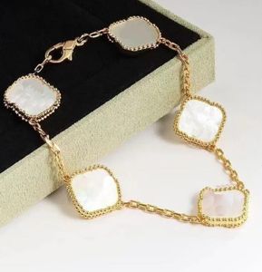 Bracelet Luxury Designer jewelry Four Leaf Bracelets 18K Gold Silver Plate Agate Diamond Fashion Love Charm Chain For Women Wedding Gift Party 20 color