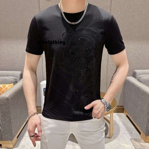Tシャツの男性2024新しいトレンディブランドホットダイヤモンド印刷テクノロジーヨーロッパ製品トレンドファッション汎用男性用半袖Tシャツ