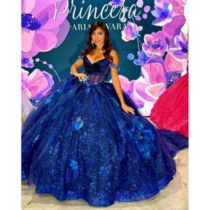 Royal Blue Sparkly Princess Quinceanera klänningar från axel Gillter kjol blommig söt 15 vestido dulces 16 prom spets upp 0531