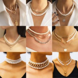 Vintage Cute Butterfly Portrait Carved Padlock Pendant Necklace Set Womens Boho Imitation Pearl Clavicle Necklaces Girl Jewelry