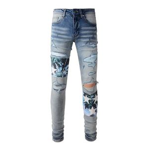 Mäns jeans omärkta etikett Mens Blue Appused Hole Patch Work High Elasticity Tight Mouse Högkvalitativa trasiga jeans T240531 T240531