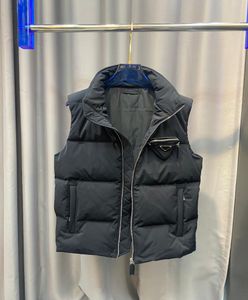 2022 Autumn and winter latest mens vest fashion pocket splicing design luxury zipper vertical collar top designer down vest4718217