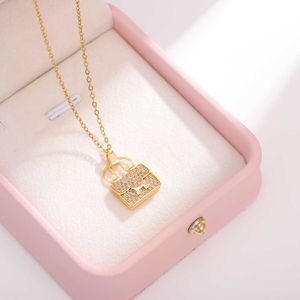 He Necklace Expensive Design Engagement Necklace for Women with Luxury and Highend Gold Trendy with Original Logo 8ony