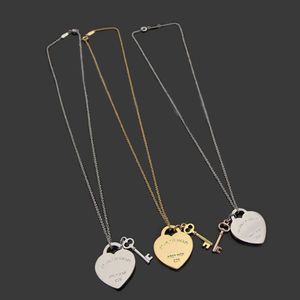Designer Key Heart Heart Halskette Anhänger Halsketten Frauen Männer Gold/Splitter/Rose mit vollen Markenpaket als Hochzeits Weihnachtsgeschenk