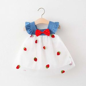 Summer New Girls' Little Flying Sleeve Children's Bow Strawberry Embroidery Mesh Spliced Denim Princess Dress L2405 L2405