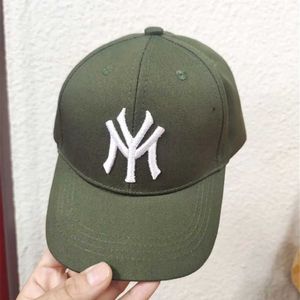 Capas de bola Cool New Boys and Girls Childrens Hat Letter bordado Four Seasons Baseball Hat Baseball